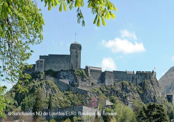 Appart Lourdes 100 M Gare - 4 Places Avec Balcon 10Mn Sanctuaire Eksteriør bilde
